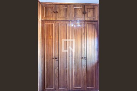 Apartamento à venda com 445m², 4 quartos e 5 vagasQuarto de serviço 2