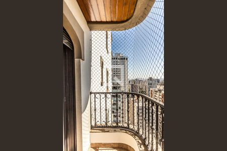 Apartamento à venda com 445m², 4 quartos e 5 vagasVaranda do quarto 4