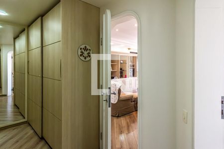 Apartamento à venda com 445m², 4 quartos e 5 vagasCloset