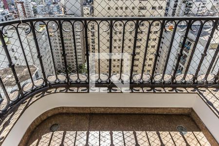 Apartamento à venda com 445m², 4 quartos e 5 vagasVaranda do quarto 3