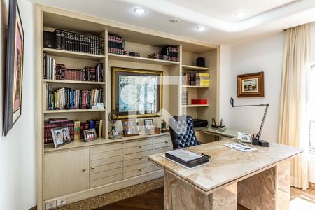 Apartamento à venda com 445m², 4 quartos e 5 vagasEscritório