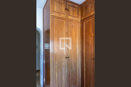 Apartamento à venda com 445m², 4 quartos e 5 vagasQuarto de serviço 2