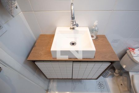 Banheiro de apartamento à venda com 1 quarto, 34m² em Jaguaribe, Osasco