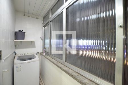 Apartamento à venda com 60m², 2 quartos e sem vagaÁrea de Serviço