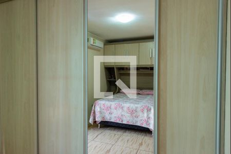 Casa à venda com 140m², 2 quartos e 2 vagasSuíte