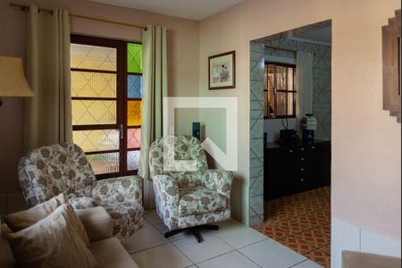 Sala de casa à venda com 2 quartos, 140m² em Coronel Aparício Borges, Porto Alegre