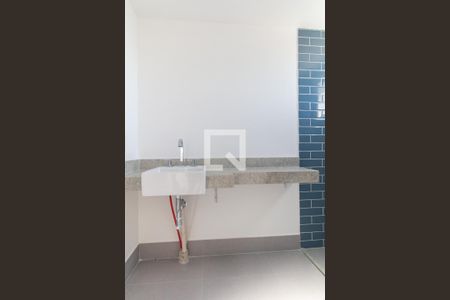 Apartamento à venda com 110m², 3 quartos e 3 vagasBanheiro do quarto 2