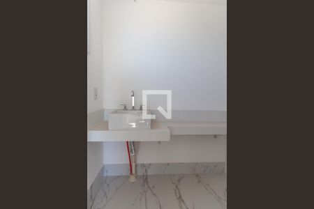 Apartamento à venda com 110m², 3 quartos e 3 vagasBanheiro do quarto 3