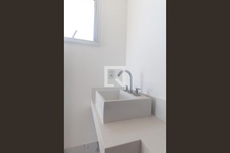 Apartamento à venda com 110m², 3 quartos e 3 vagasBanheiro do quarto 3