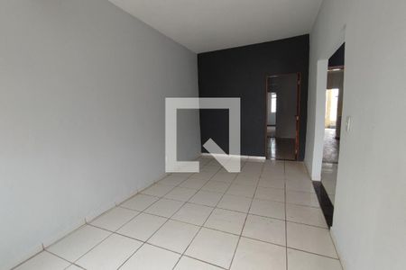 Casa à venda com 200m², 3 quartos e 8 vagasSALA