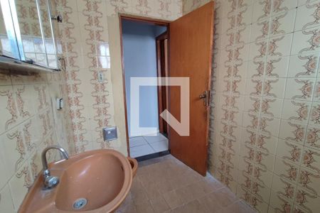 Casa à venda com 200m², 3 quartos e 8 vagasBanheiro 1