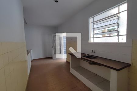 Casa à venda com 200m², 3 quartos e 8 vagasCozinha