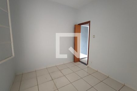 Casa à venda com 200m², 3 quartos e 8 vagasQuarto 1