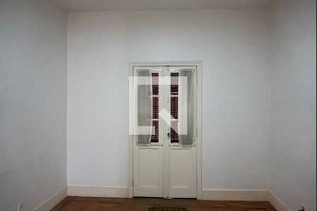 Casa para alugar com 300m², 3 quartos e 8 vagasquarto3