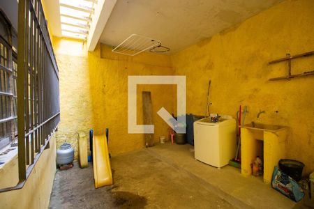 Casa à venda com 187m², 2 quartos e 2 vagas Casa à venda com 187m², 2 quartos e 2 vagasLavanderia