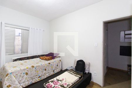 Casa à venda com 187m², 2 quartos e 2 vagas Casa à venda com 187m², 2 quartos e 2 vagasQuarto 2