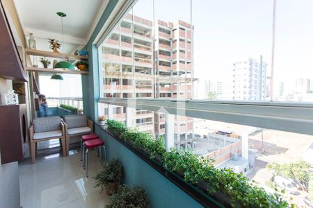 Varanda de apartamento para alugar com 3 quartos, 95m² em Santa Mônica, Uberlândia