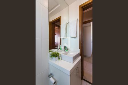 Apartamento para alugar com 95m², 3 quartos e 2 vagas Apartamento para alugar com 95m², 3 quartos e 2 vagasBanheiro Social