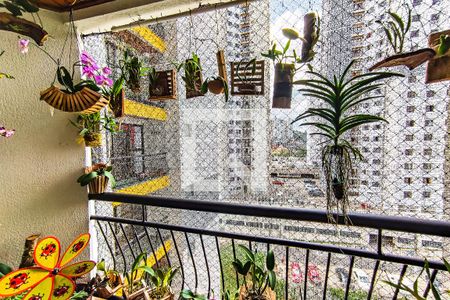 Varanda de apartamento para alugar com 3 quartos, 79m² em Jardim Henriqueta, Taboão da Serra