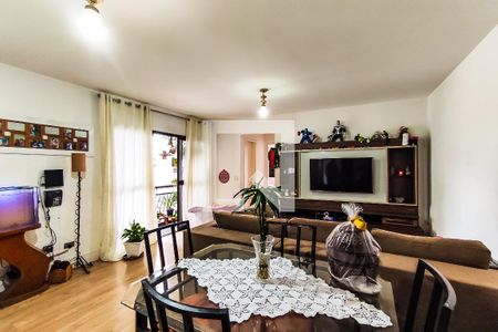 Sala de apartamento para alugar com 3 quartos, 79m² em Jardim Henriqueta, Taboão da Serra