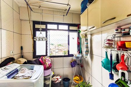 Apartamento à venda com 79m², 3 quartos e 2 vagas Apartamento à venda com 79m², 3 quartos e 2 vagasÁrea de Serviço