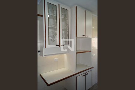 Apartamento para alugar com 74m², 2 quartos e 2 vagas Apartamento para alugar com 74m², 2 quartos e 2 vagasCozinha