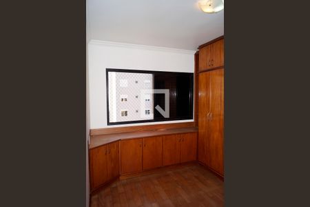Apartamento para alugar com 74m², 2 quartos e 2 vagas Apartamento para alugar com 74m², 2 quartos e 2 vagasQuarto 2