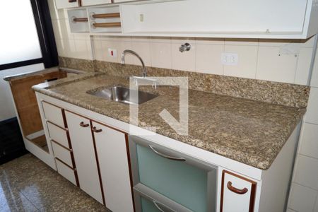 Apartamento para alugar com 74m², 2 quartos e 2 vagas Apartamento para alugar com 74m², 2 quartos e 2 vagasCozinha