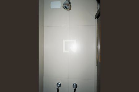 Apartamento para alugar com 74m², 2 quartos e 2 vagas Apartamento para alugar com 74m², 2 quartos e 2 vagasBanheiro do Quarto 2