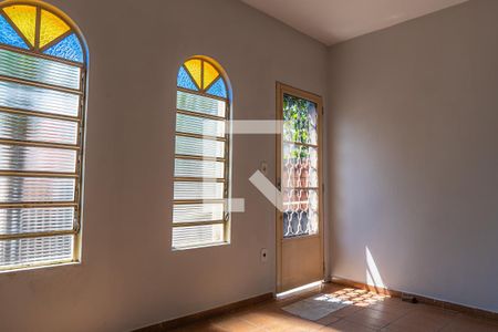 Casa à venda com 80m², 3 quartos e sem vagaSala