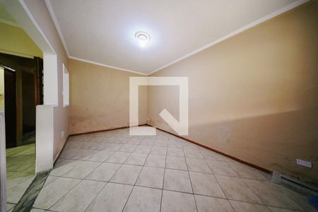Sala de casa de condomínio para alugar com 3 quartos, 110m² em Vila Paranaguá, São Paulo