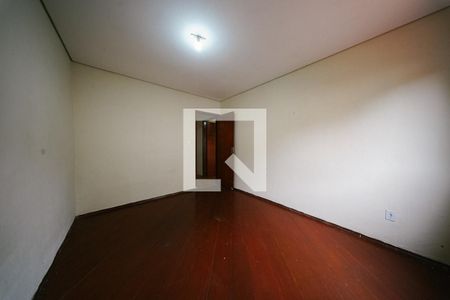 Quarto 1 de casa de condomínio para alugar com 3 quartos, 110m² em Vila Paranaguá, São Paulo