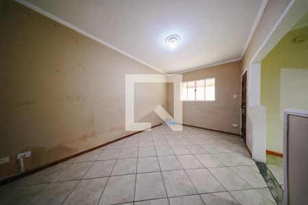 Sala de casa de condomínio para alugar com 3 quartos, 110m² em Vila Paranaguá, São Paulo