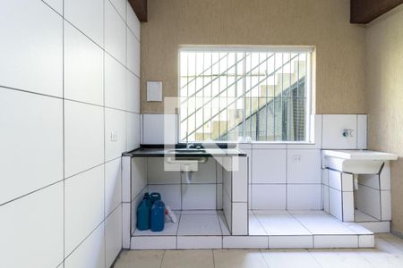 Casa para alugar com 30m², 1 quarto e sem vagaCozinha e Área de Serviço