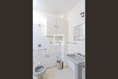 Apartamento à venda com 90m², 2 quartos e 1 vaga Apartamento à venda com 90m², 2 quartos e 1 vagaBanheiro