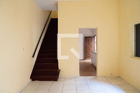 Sala de casa de condomínio para alugar com 2 quartos, 90m² em Rudge Ramos, São Bernardo do Campo