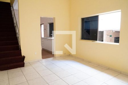 Sala de casa de condomínio para alugar com 2 quartos, 90m² em Rudge Ramos, São Bernardo do Campo