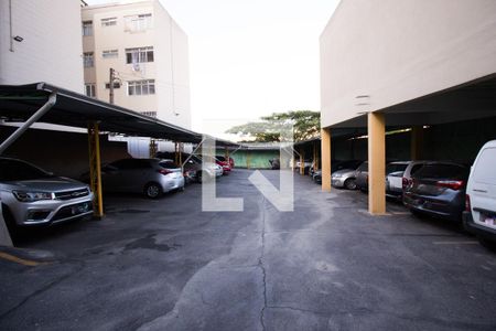 Garagem de apartamento para alugar com 2 quartos, 49m² em Conjunto Residencial José Bonifácio, São Paulo