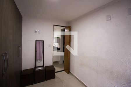 Quarto 1 de apartamento para alugar com 2 quartos, 49m² em Conjunto Residencial José Bonifácio, São Paulo