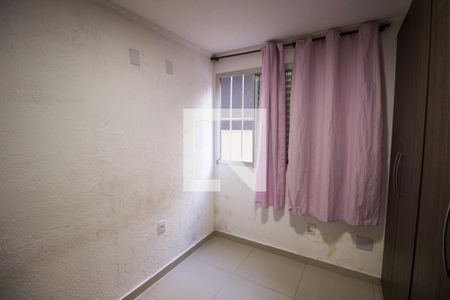 Quarto 1 de apartamento para alugar com 2 quartos, 49m² em Conjunto Residencial José Bonifácio, São Paulo