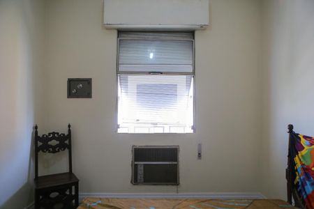Apartamento para alugar com 100m², 2 quartos e 1 vaga Apartamento para alugar com 100m², 2 quartos e 1 vagaQuarto