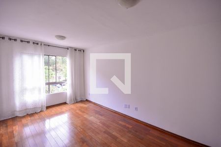 Sala de apartamento para alugar com 2 quartos, 64m² em Jardim Santa Emília, São Paulo