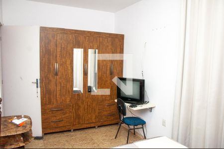 Casa à venda com 300m², 5 quartos e 3 vagasQuarto de Serviço