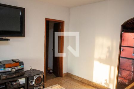 Casa à venda com 300m², 5 quartos e 3 vagasSala superior