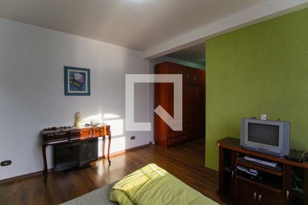 Casa à venda com 300m², 3 quartos e 4 vagas Casa à venda com 300m², 3 quartos e 4 vagasSuíte