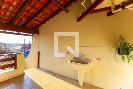 Casa à venda com 300m², 3 quartos e 4 vagas Casa à venda com 300m², 3 quartos e 4 vagasÁrea de Serviço