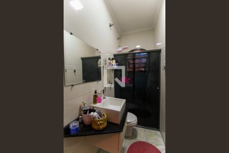 Casa à venda com 300m², 3 quartos e 4 vagas Casa à venda com 300m², 3 quartos e 4 vagasBanheiro 2