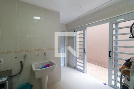 Casa à venda com 168m², 3 quartos e 2 vagas Casa à venda com 168m², 3 quartos e 2 vagasÁrea de Serviço