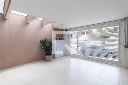 Casa à venda com 168m², 3 quartos e 2 vagas Casa à venda com 168m², 3 quartos e 2 vagasGaragem