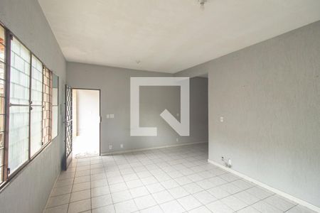 Sala de casa à venda com 3 quartos, 150m² em Campo Grande, Rio de Janeiro